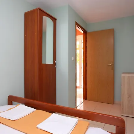 Apartments By The Sea Nemira, Omis - 17039 Tice Room photo