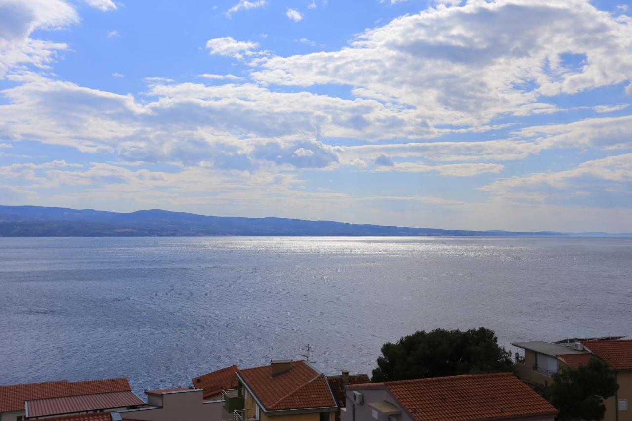 Apartment By The Sea Nemira, Omis - 17039 *